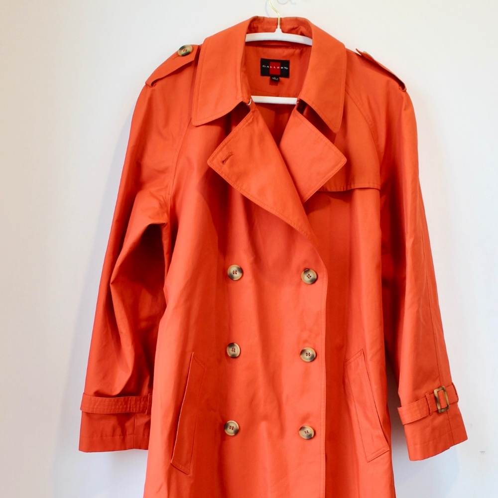 Orange Gallery Trench